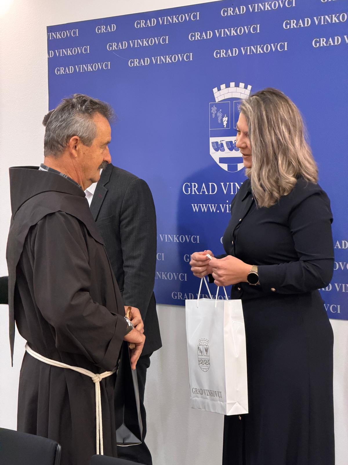 Susret u Vinkovcima: razgovor o novim projektima i izgradnji škole u Zambiji