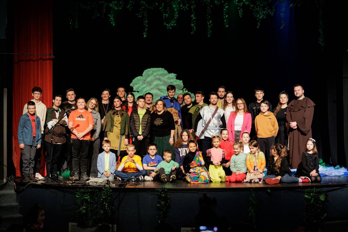 Kazalište Škrabe od srca za Afriku