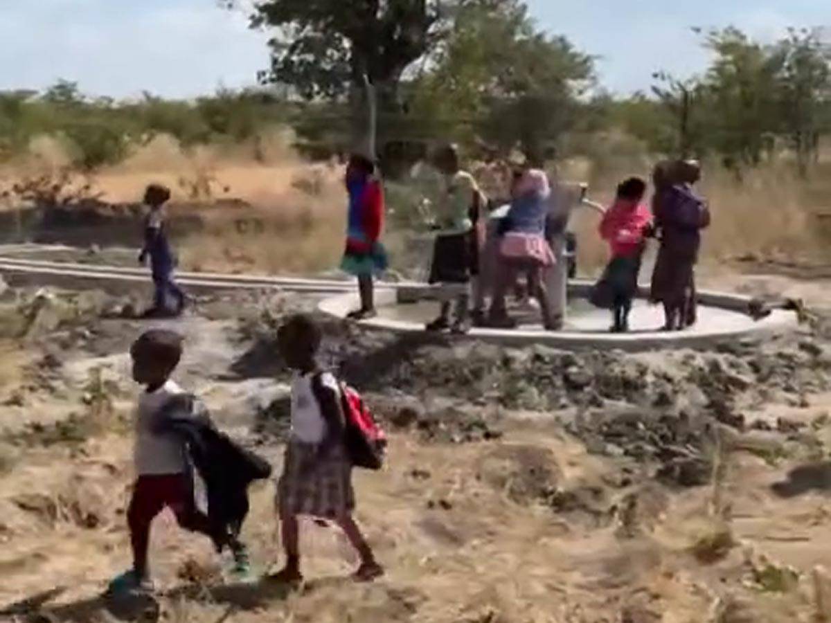 Koliko je jedna pumpa donijela radosti u selo...