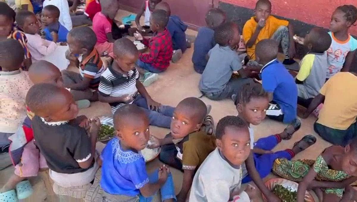 Naša djeca iz vrtića u Mwakapanduli danas vam žele reći jedno veliko: HVALA!